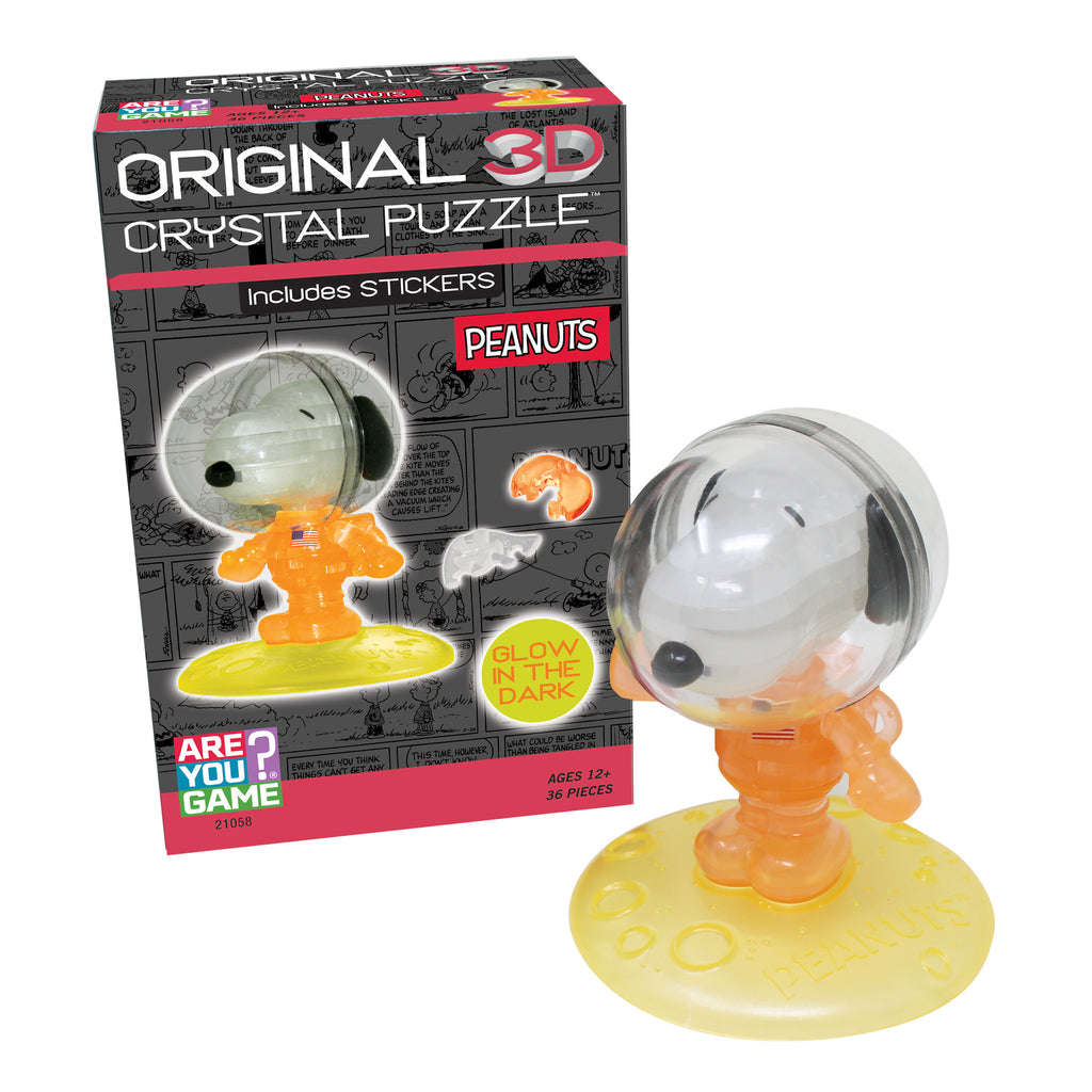 3D Crystal Puzzle - Glow-in-the-Dark Peanuts Astronaut Snoopy