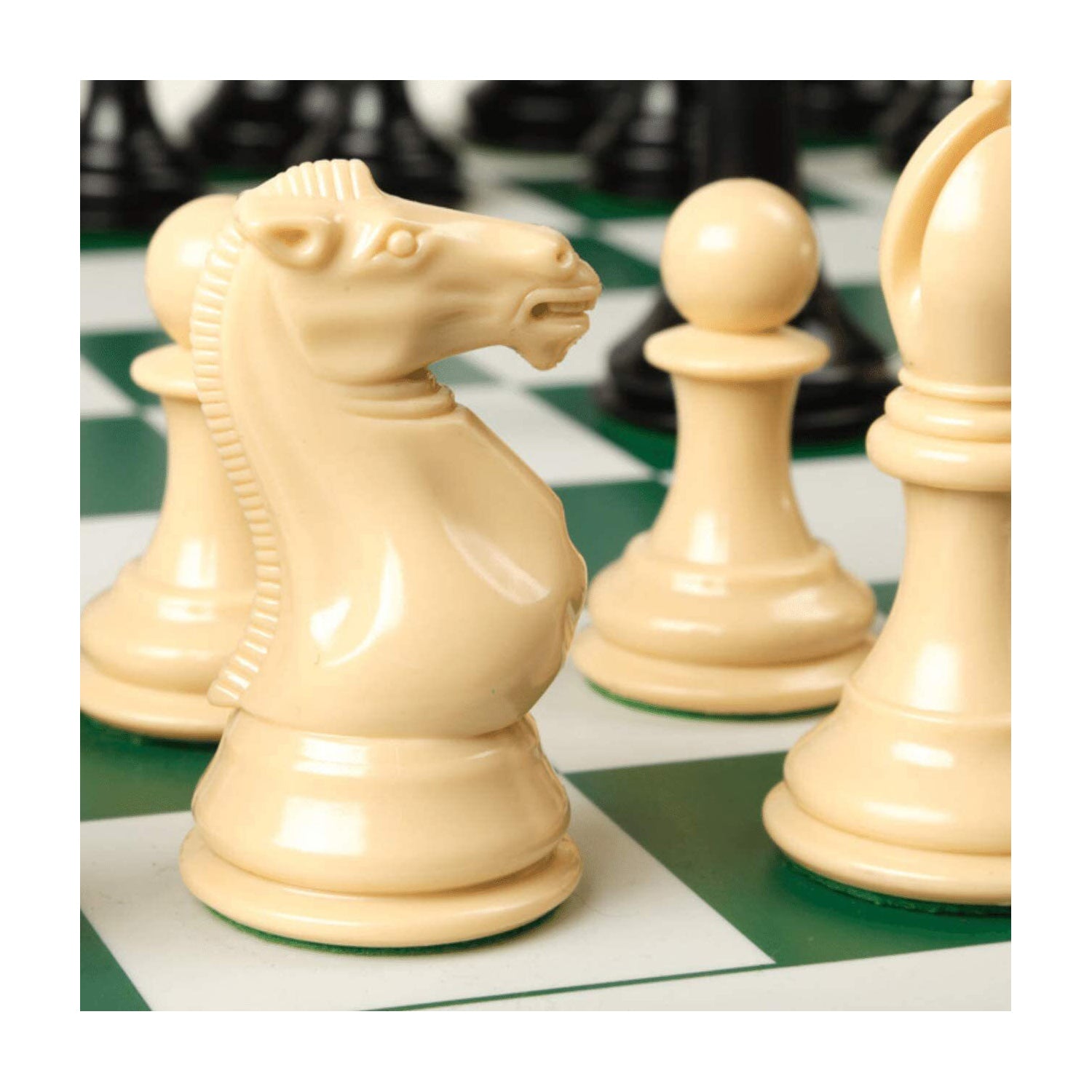 Plastic Grand Master Chess set, Packaging Type: Box