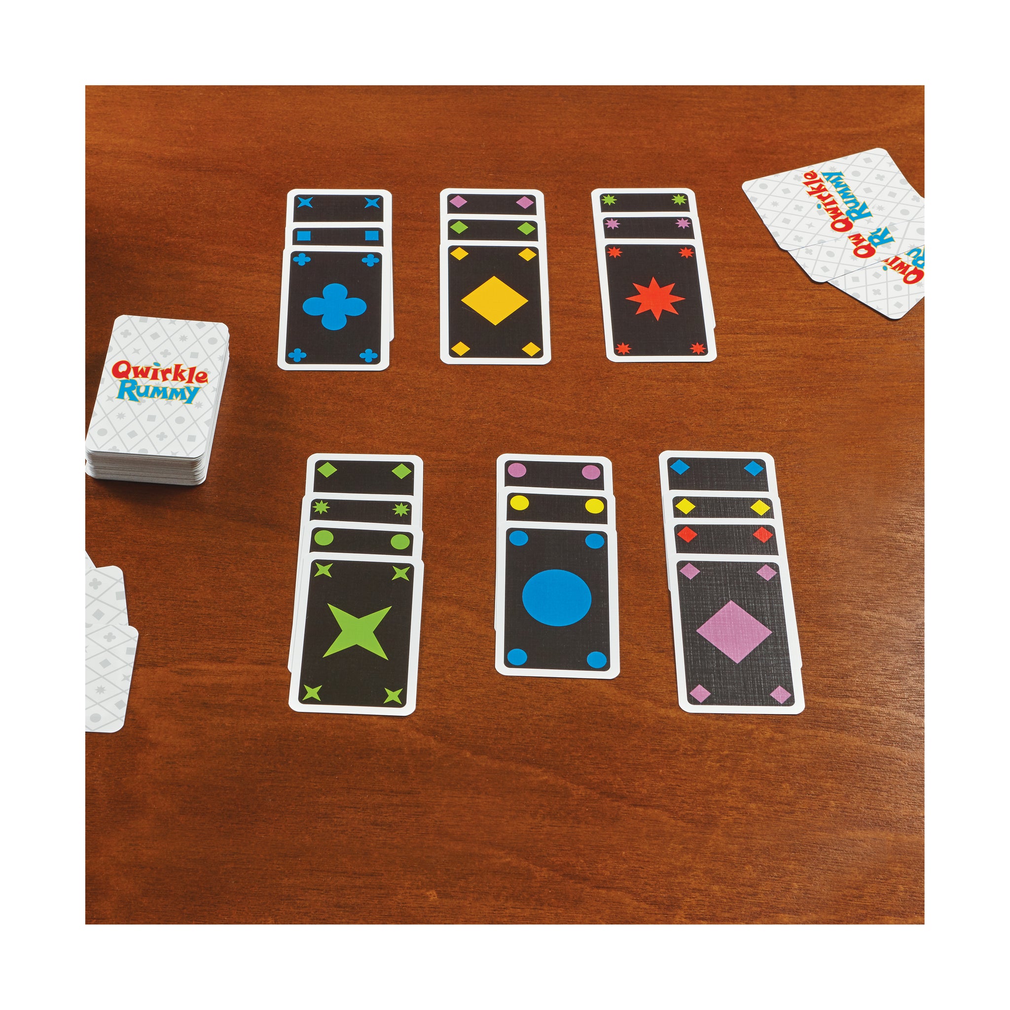 Qwirkle Rummy (daltonico) | Gioco di carte per famiglie | Età 8